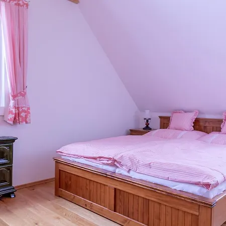Chaloupka Pod Strání * Velké Losiny